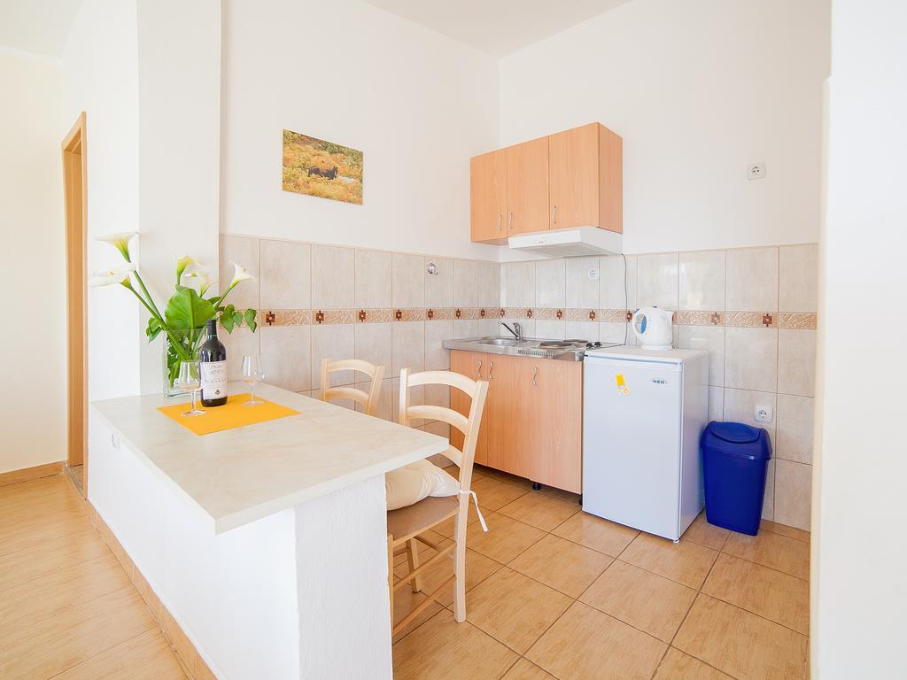 Apartments Viktorija Petrovac Cameră foto