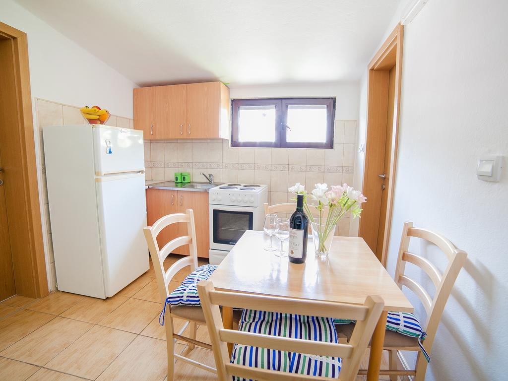 Apartments Viktorija Petrovac Cameră foto